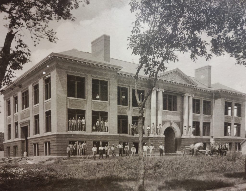 Aurora High School Alumni Association Aurora, NE